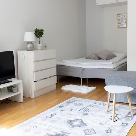 2Ndhomes Cozy And Spacious Studio In Idyllic Katajanokka Helsinki Esterno foto